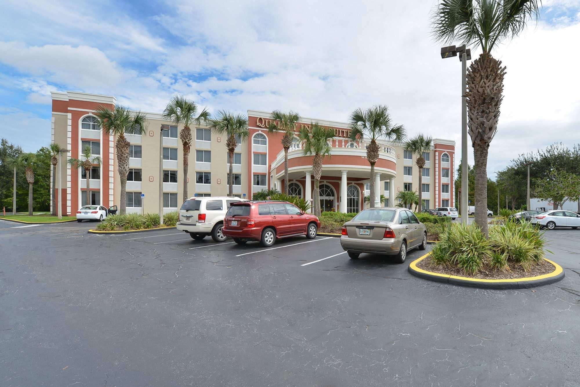 Hotel Spark By Hilton Near Universal 3*