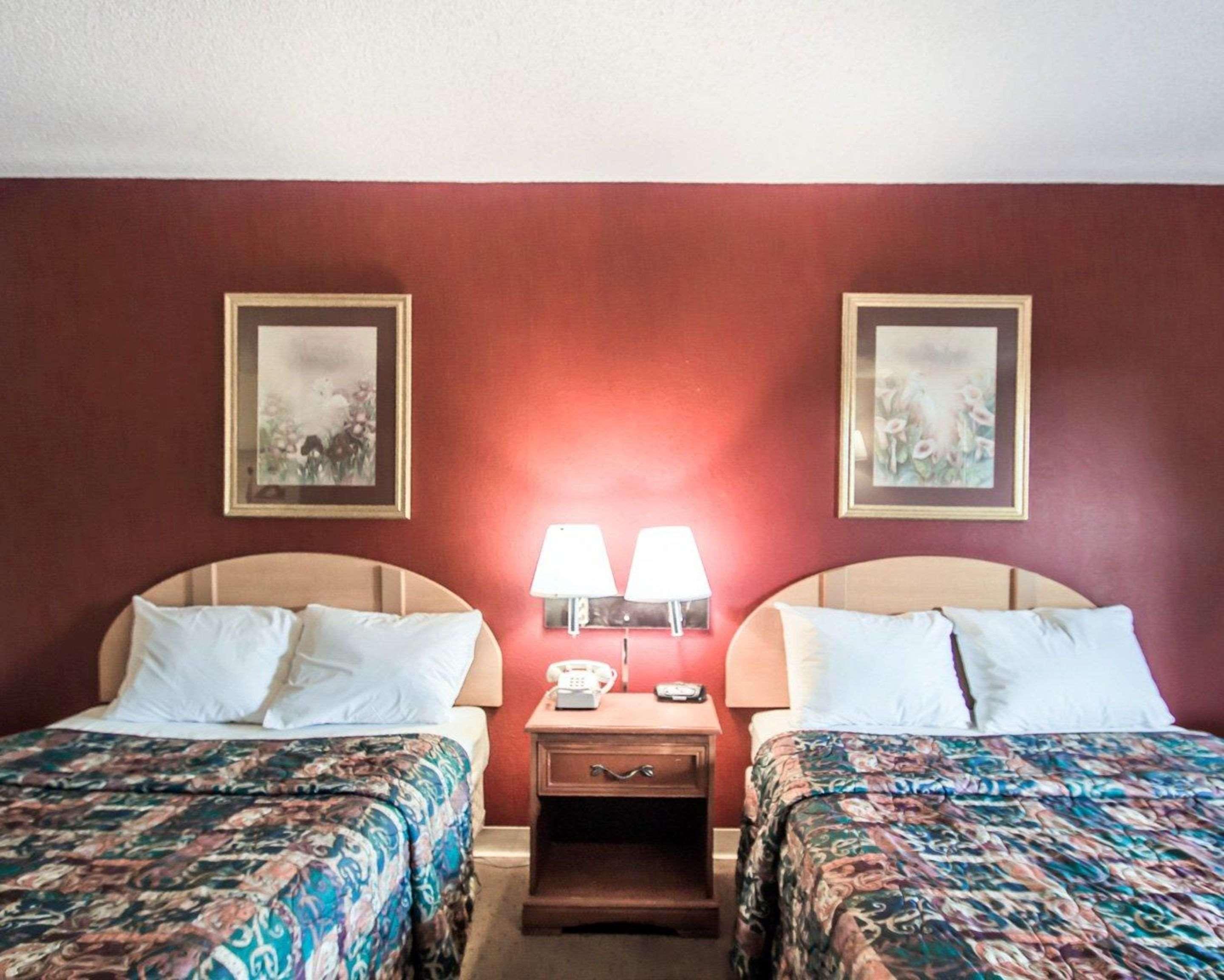 Main Gate Kissimmee Formally Road Way Hotel
