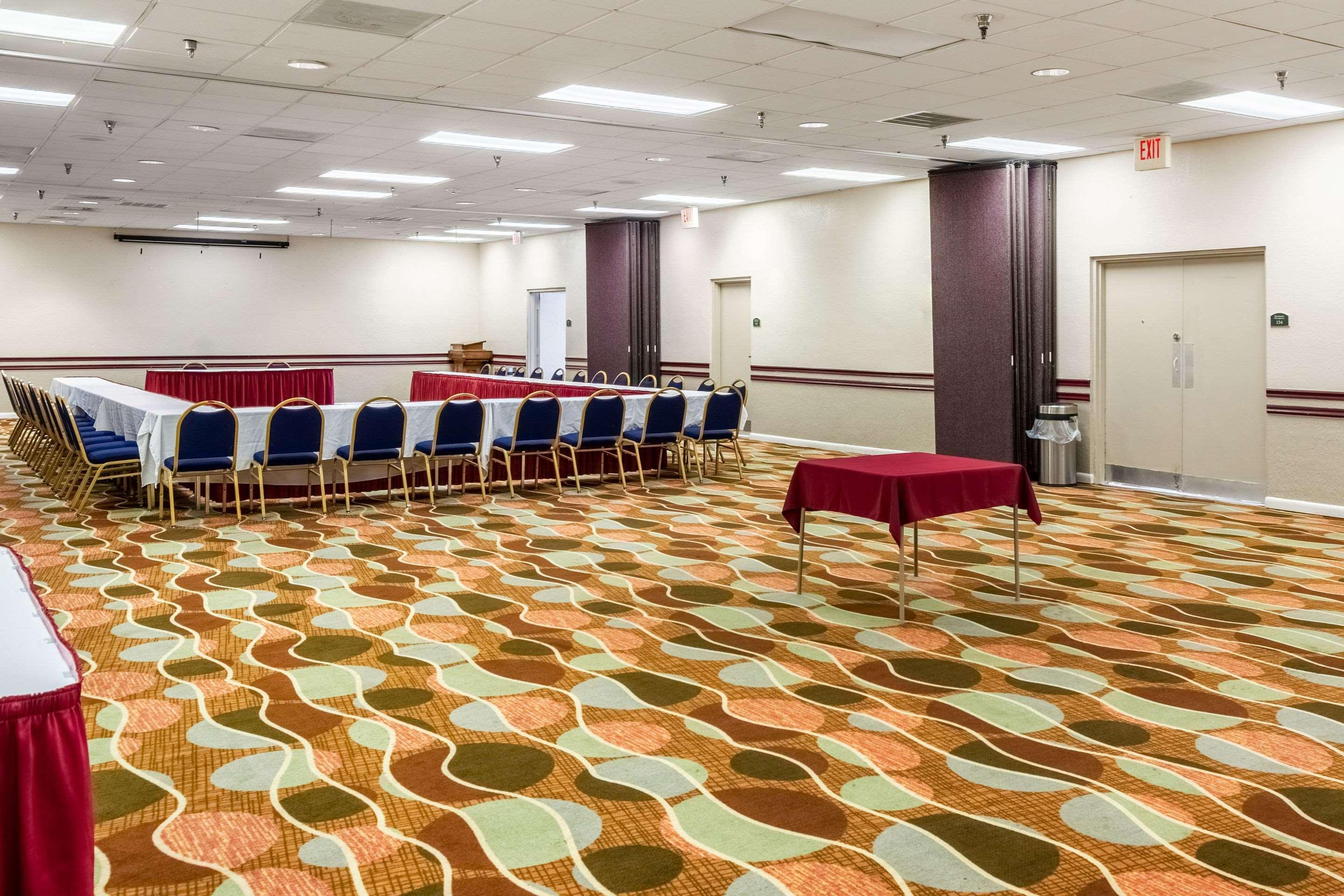 Lakeland Hotel Inn