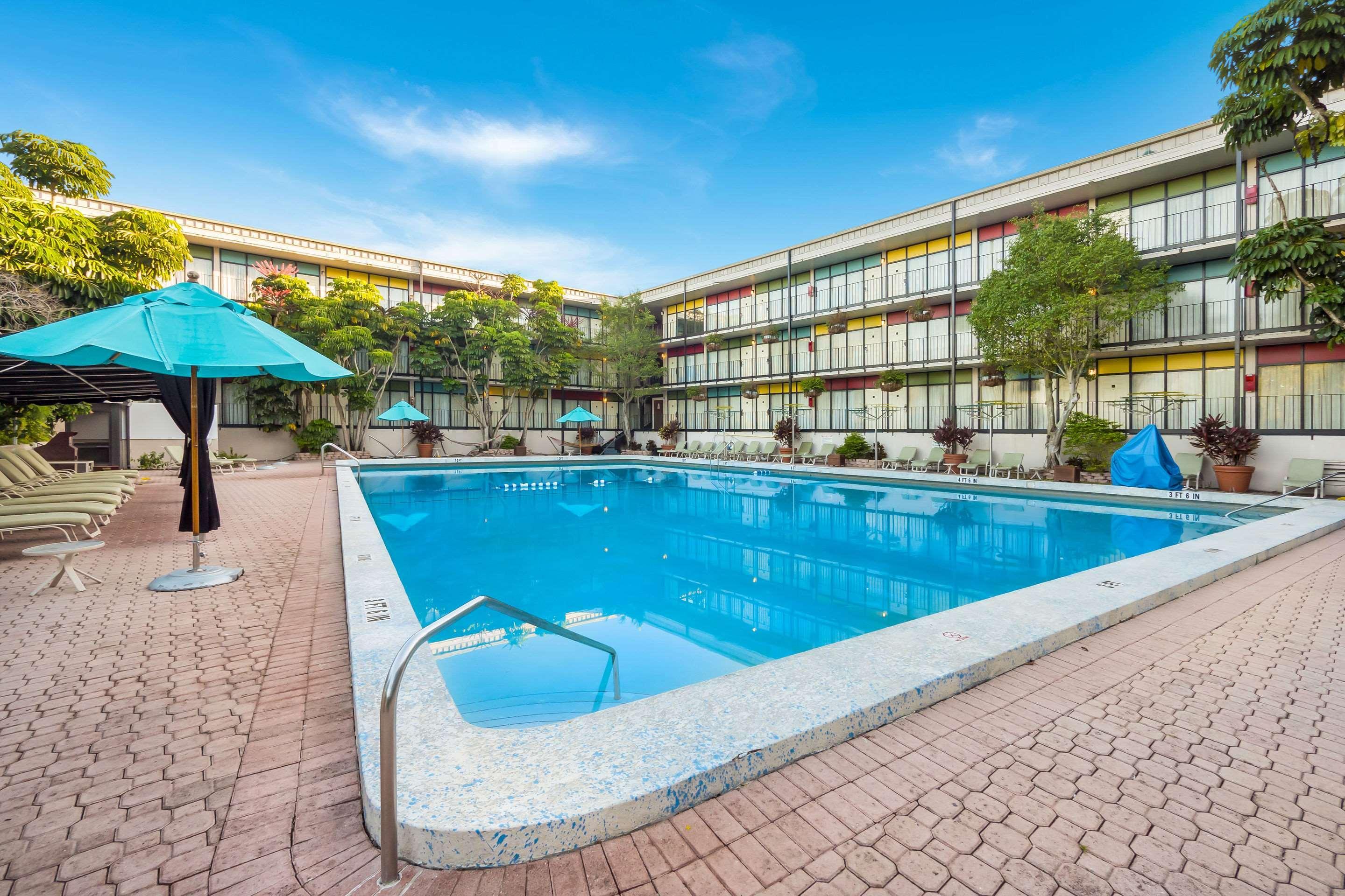Lodge Econo Chain Of Lakes Winter Haven