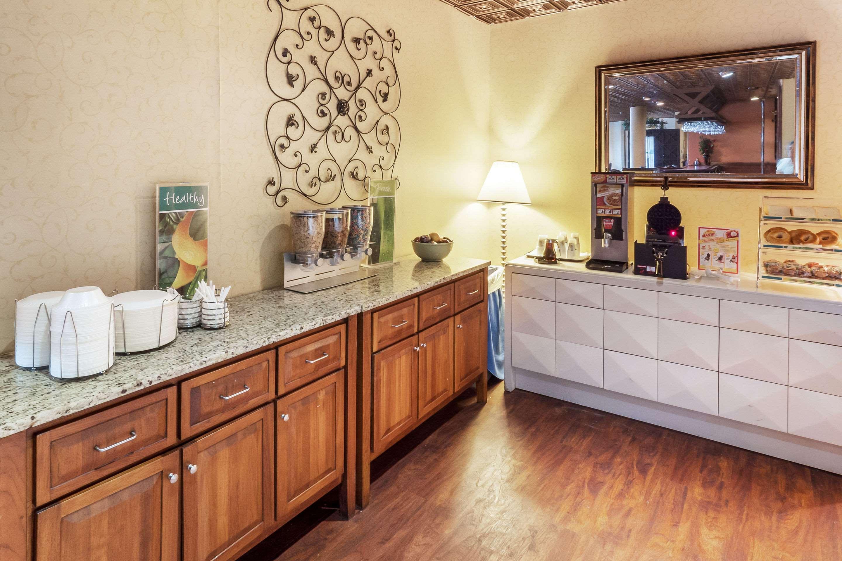 Econo Chain Of Lakes Lodge Winter Haven