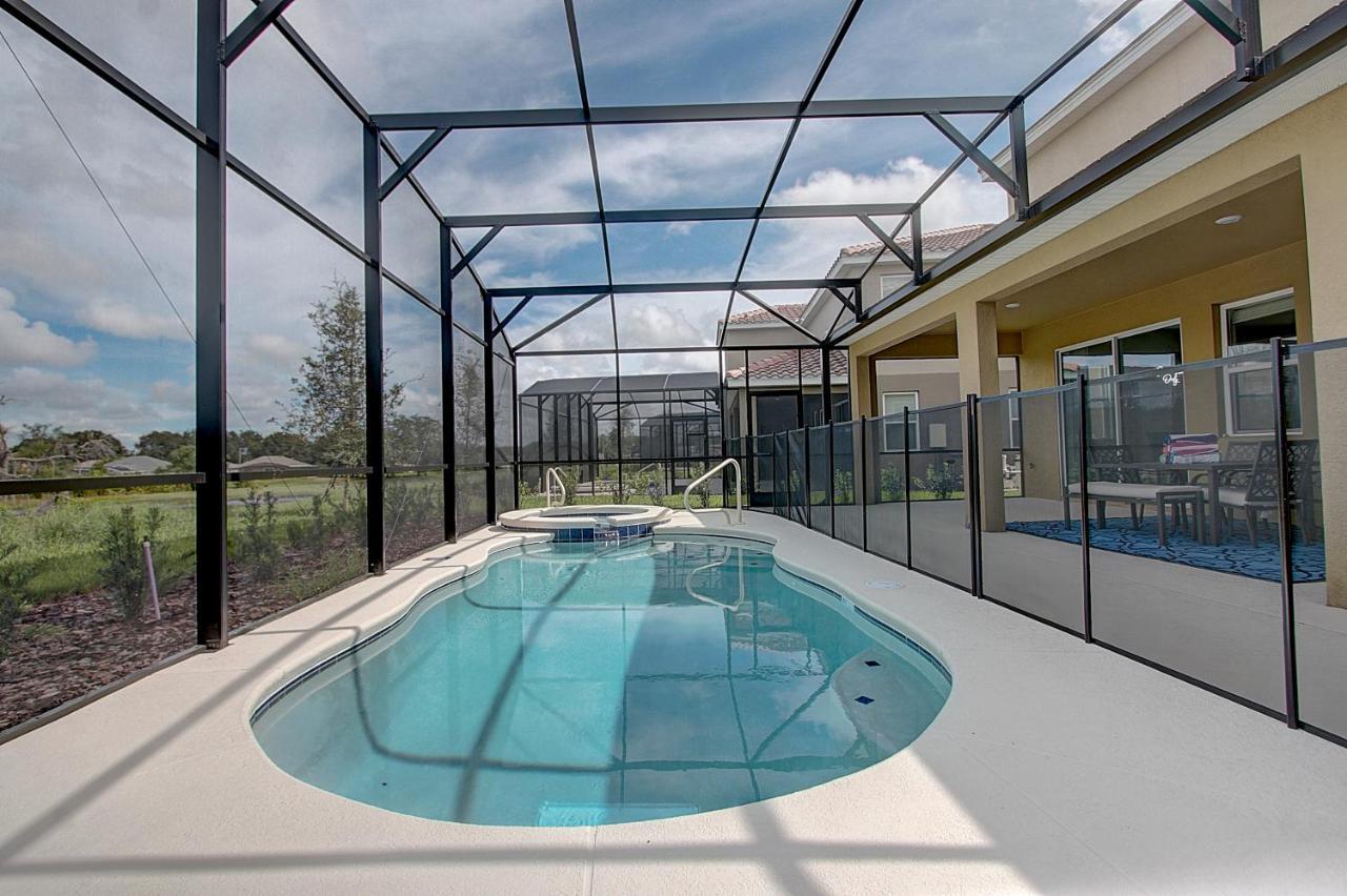 Close To Disney Huge Luxury King Suites/pool/jacuzzi Holiday home *