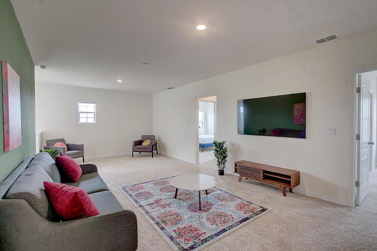 Close To Disney Huge Luxury King Suites/pool/jacuzzi Davenport