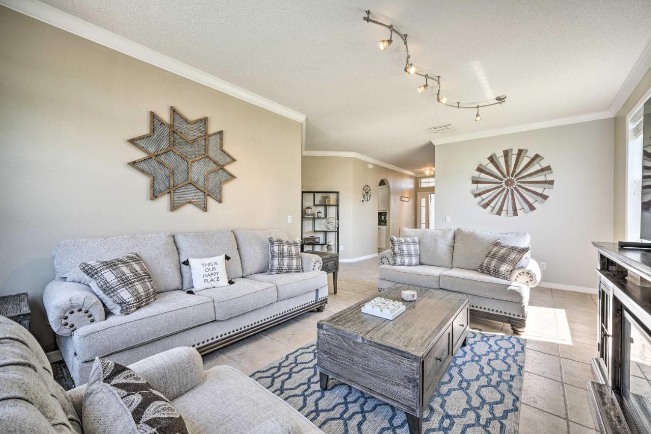 Magnificent With Water Views! * Kissimmee