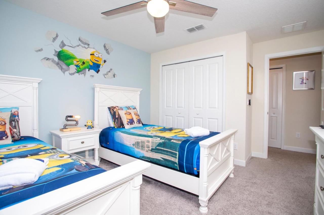 Ravishing Four Bd W/ Pool Close To 4947
