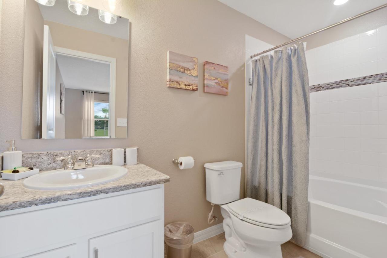 Family Friendly Four Bedrooms 5147a Holiday home