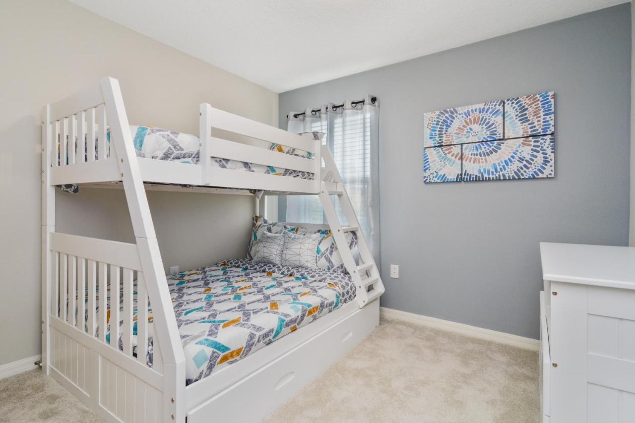 Family Friendly Four Bedrooms 5147a Holiday home *
