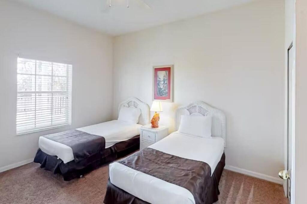 Area 3bd 2ba At Bahama Bay And *