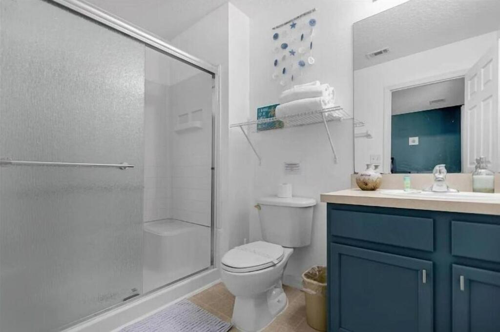 Brand New Oasis 10 Minute Drive To World