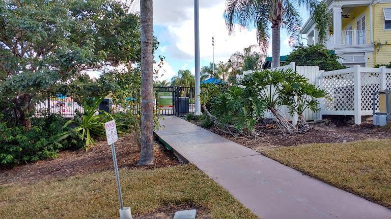 Area 3bd 2ba At Bahama Bay And Apartment