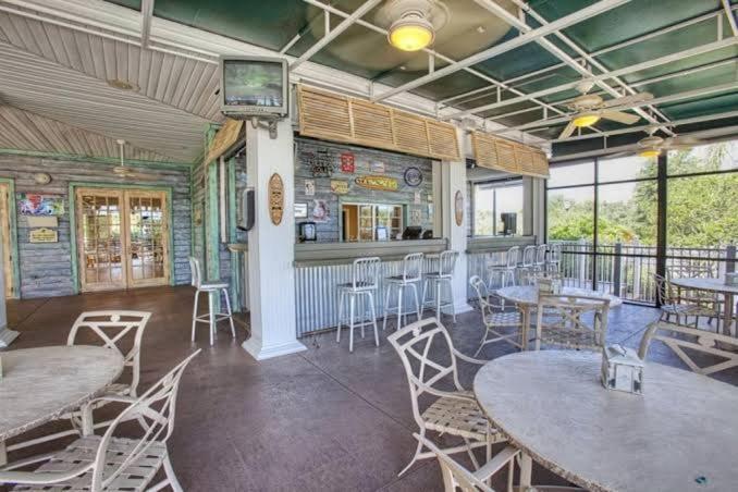 Apartment Area 3bd 2ba At Bahama Bay And