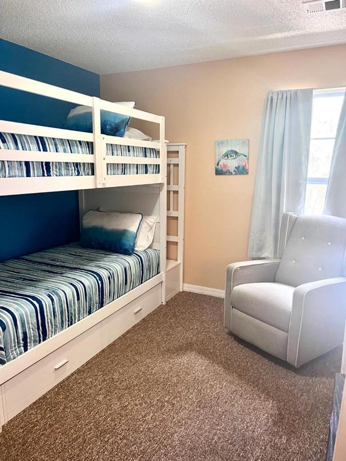 Brand New Oasis 10 Minute Drive To World Holiday home Kissimmee