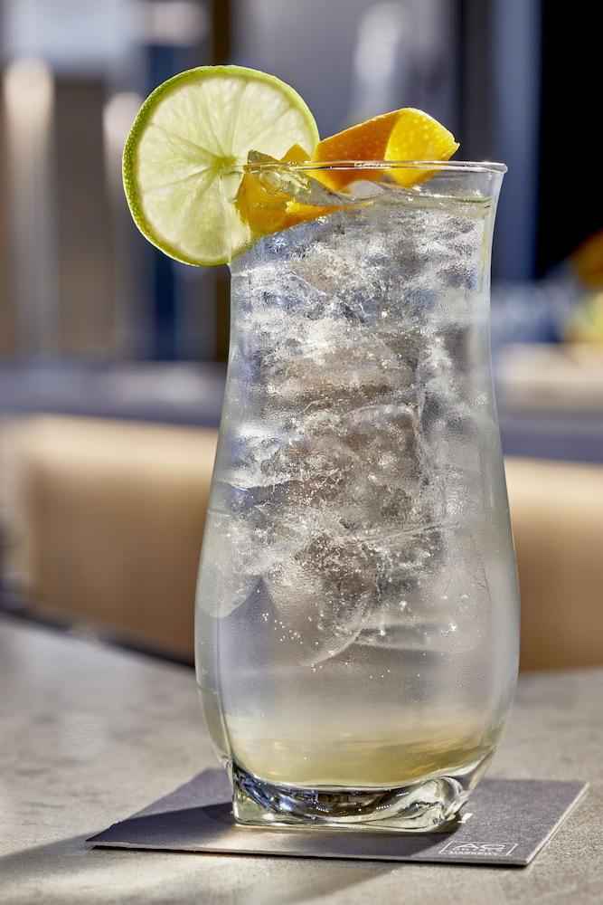 Hotel Ac By Marriott Orlando 3*