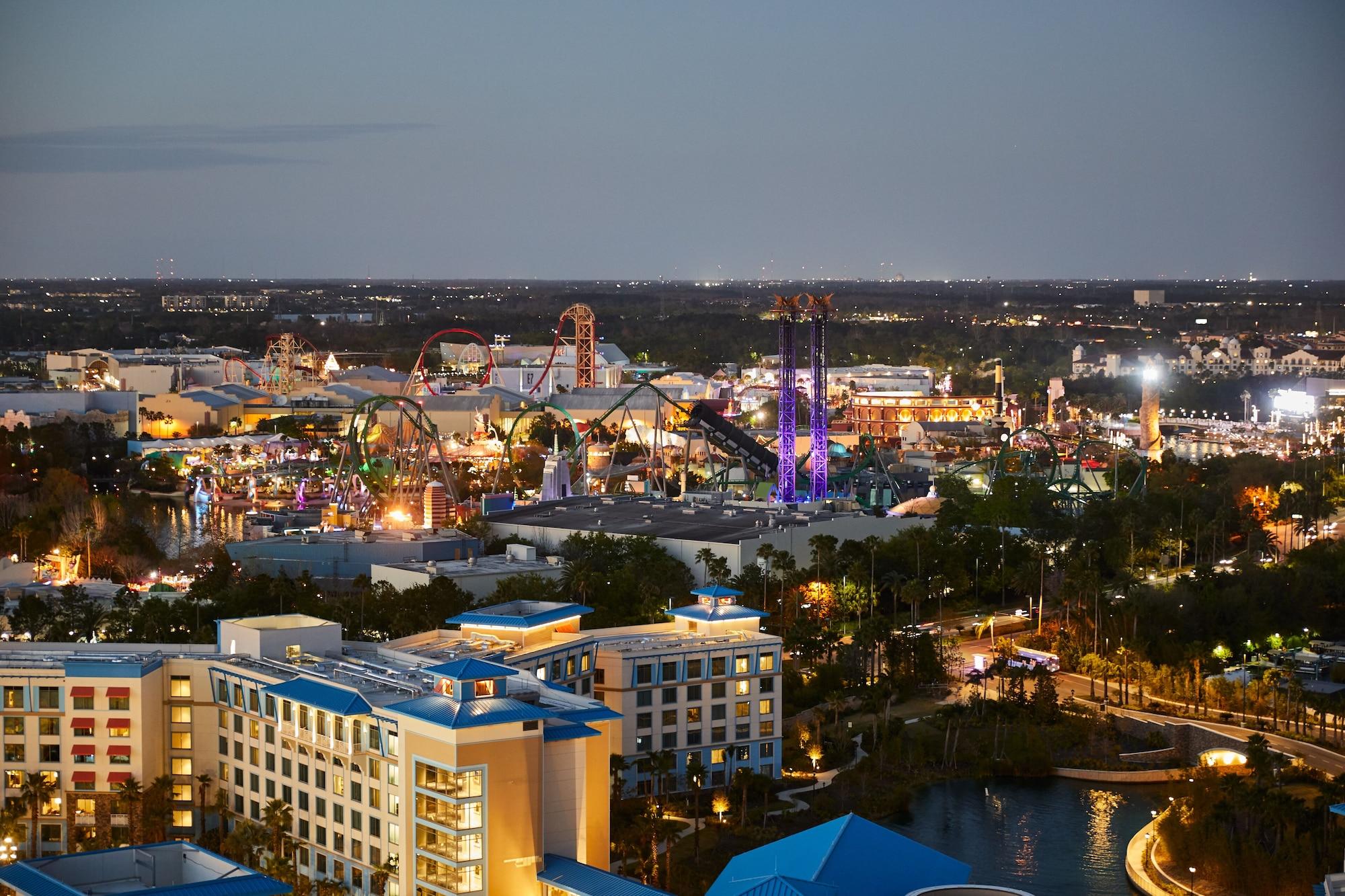 Resort Universal's Aventura 3*
