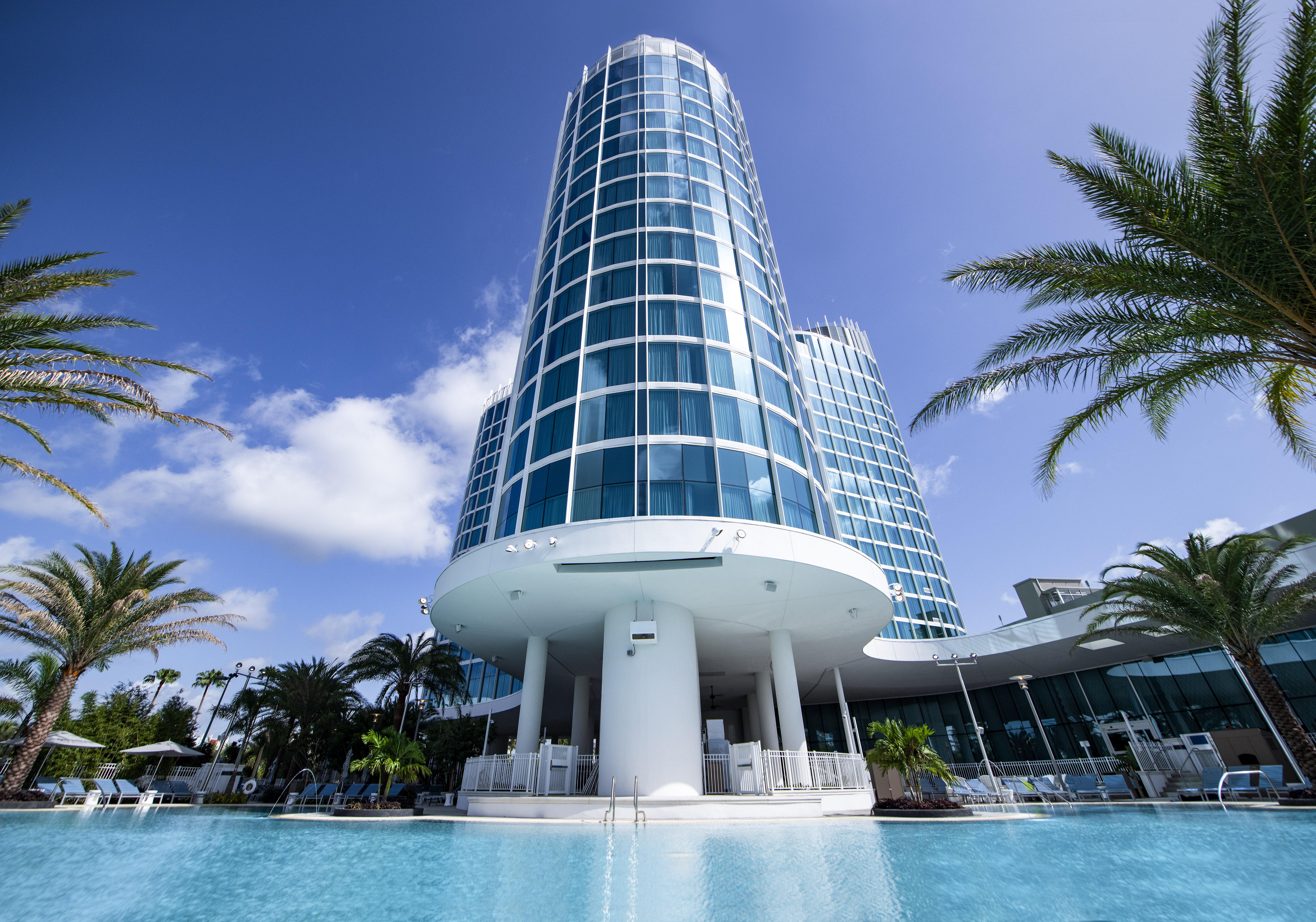 Resort Universal's Aventura 3*