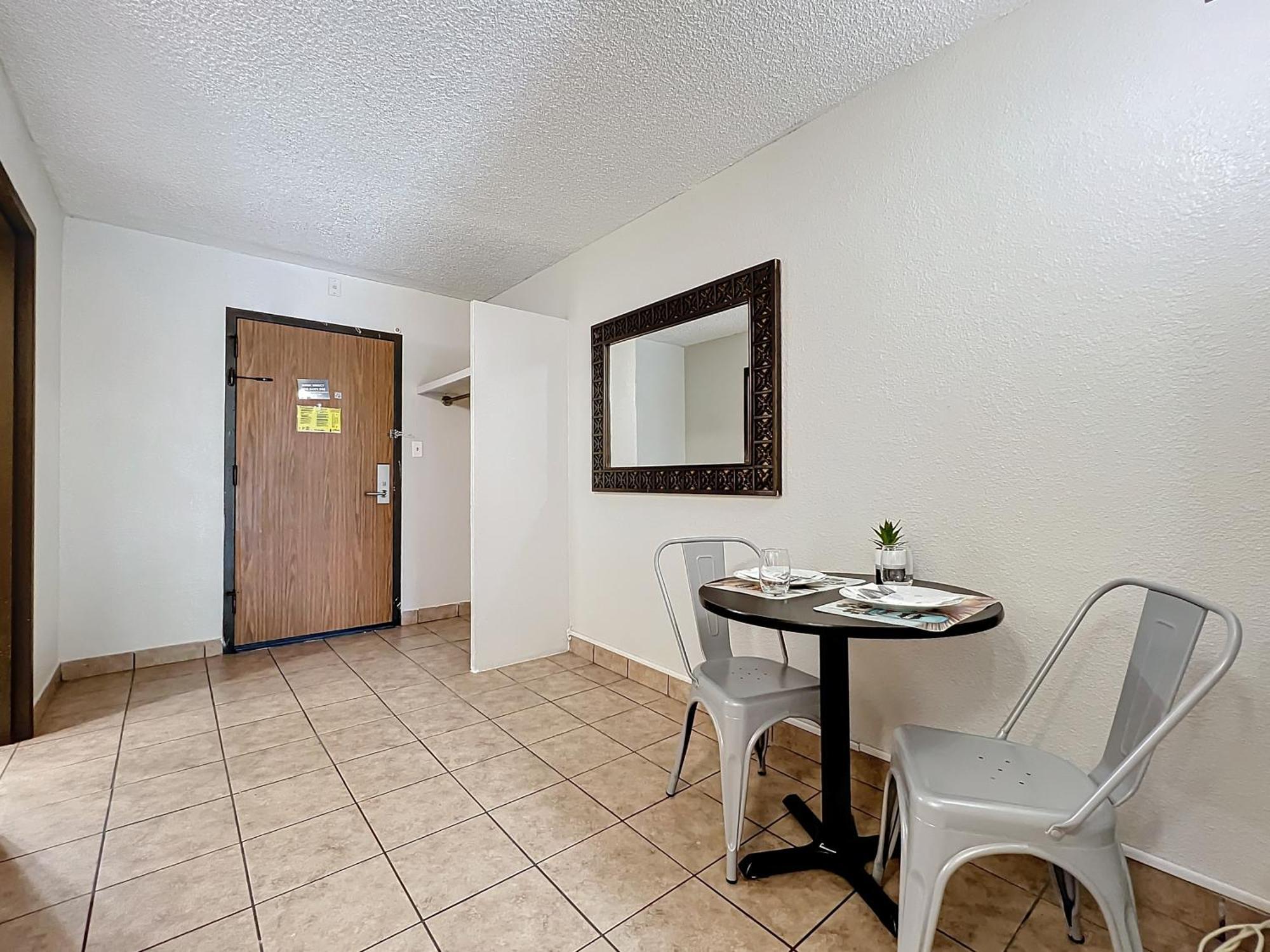 Stayable East 2* Kissimmee