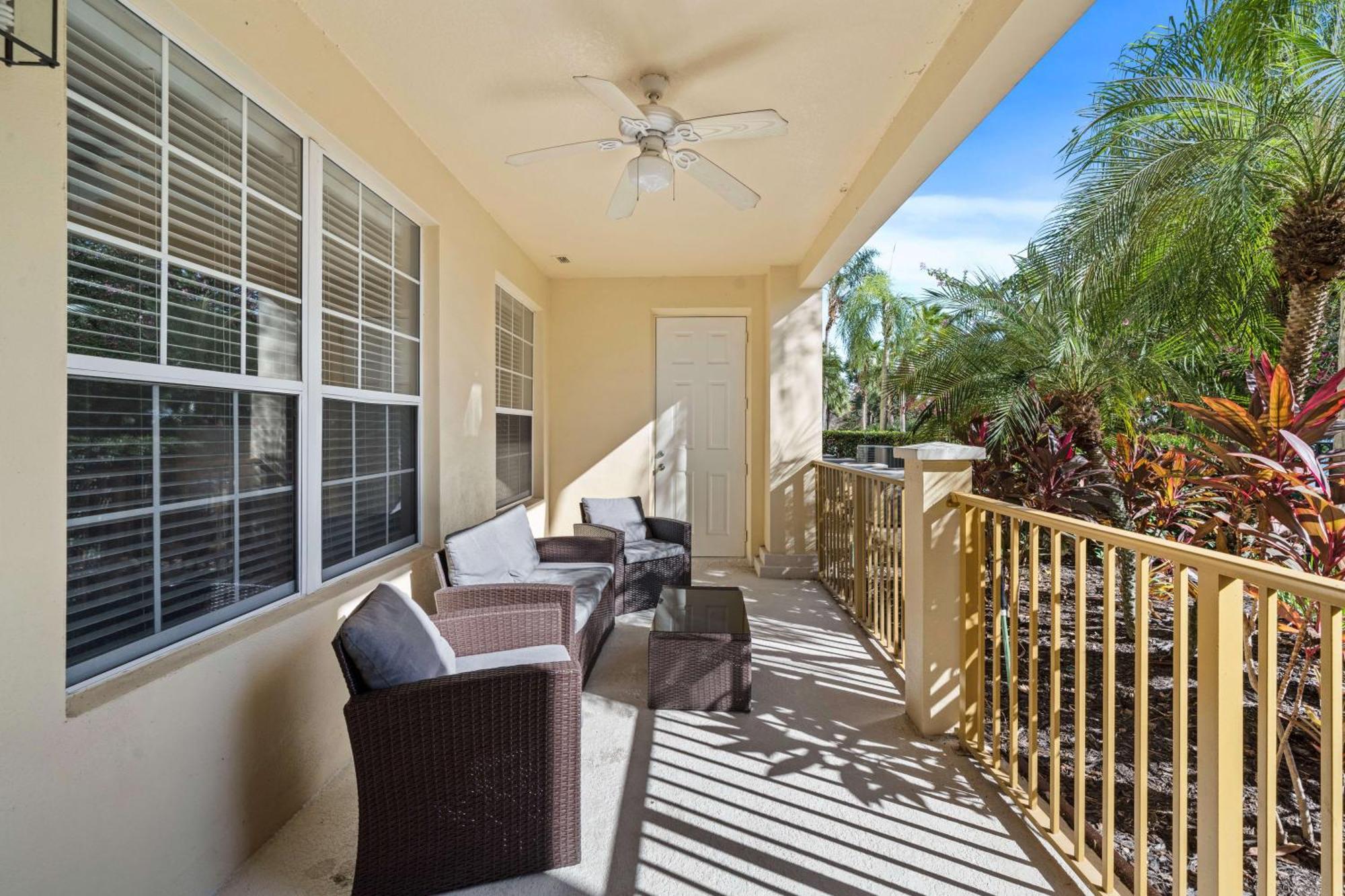 At Universal Boulevard Holiday home