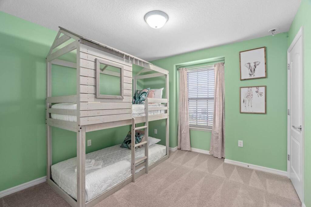 Apartment Family Oasis