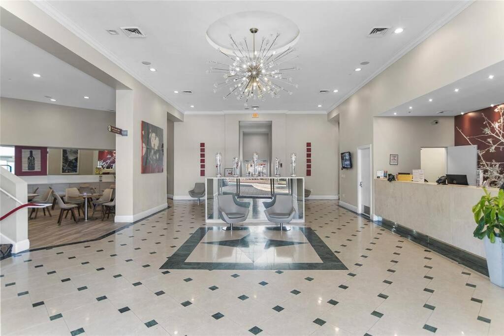 Apartment Premier Near & Universal