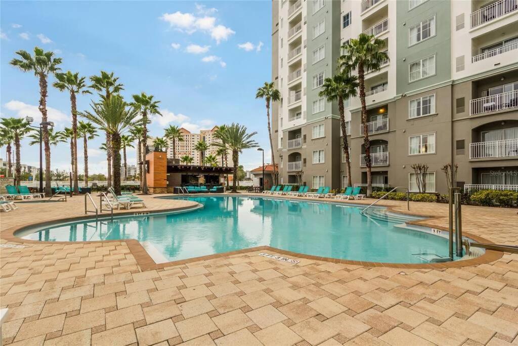 Premier Near & Universal Apartment *