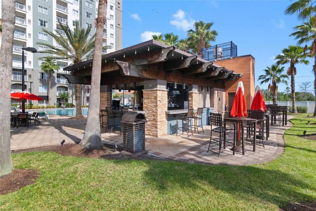 Premier Near & Universal Apartment
