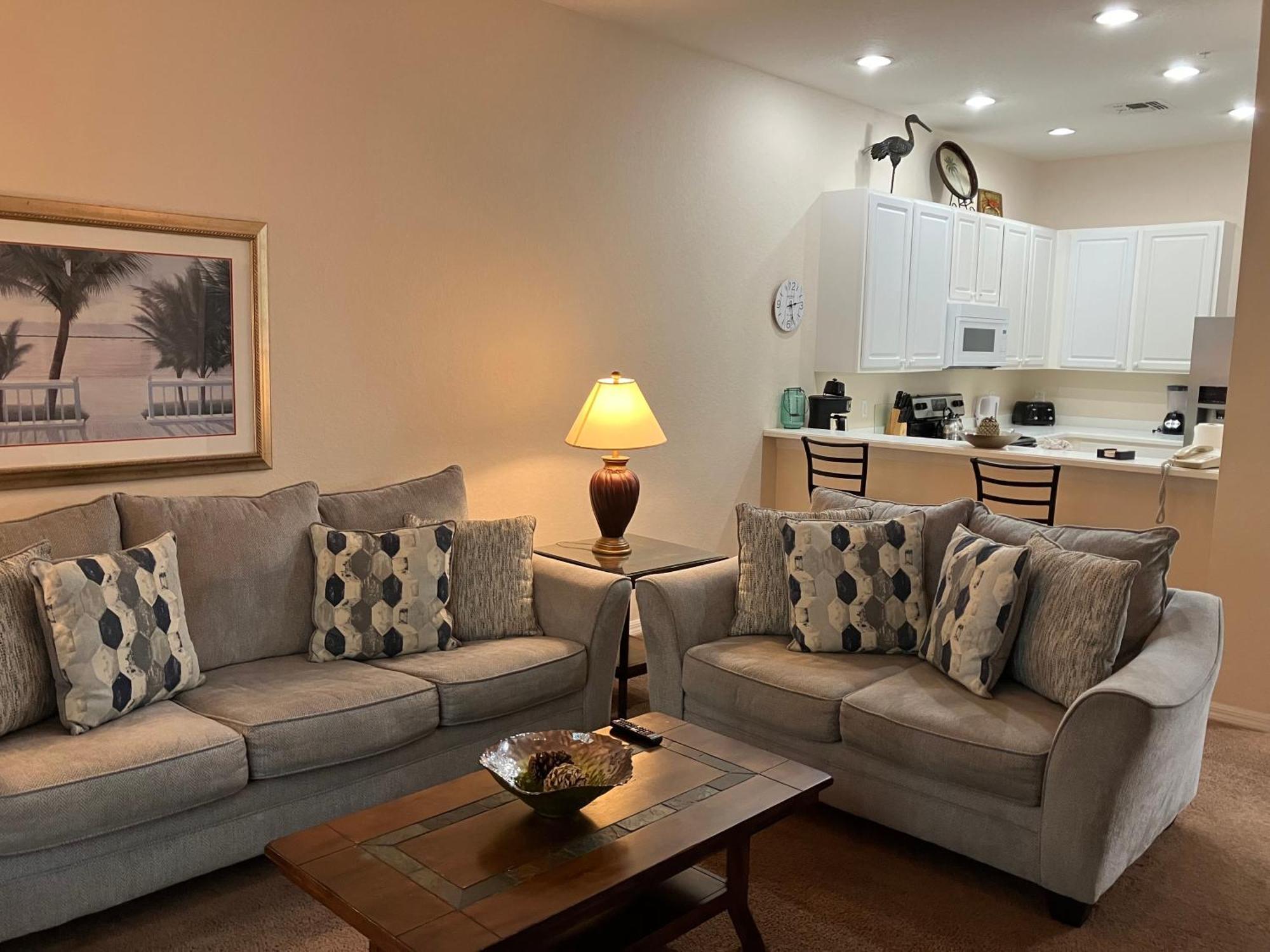 16109 Bahama Bay Apartment
