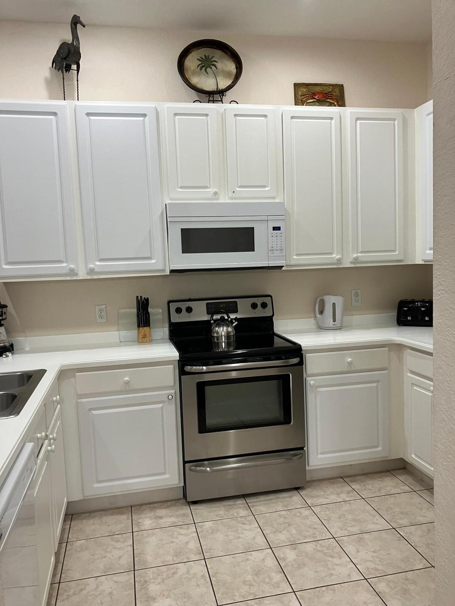 16109 Bahama Bay Apartment