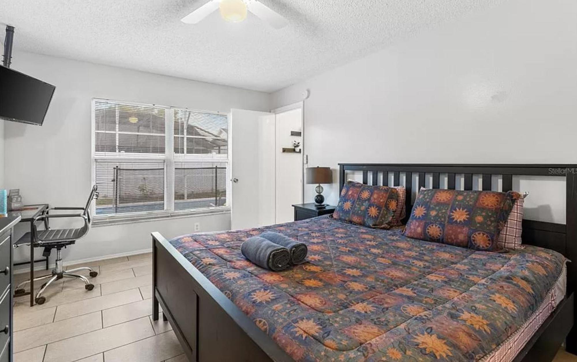 Holiday home Renovated Entire Close 2 Disney Kissimmee