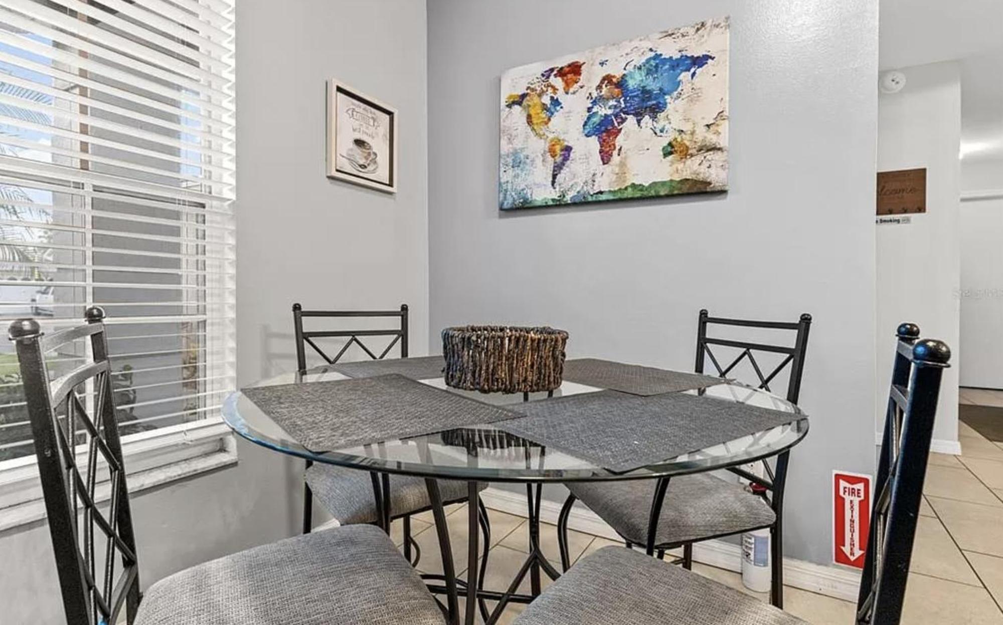 Renovated Entire Close 2 Disney Holiday home