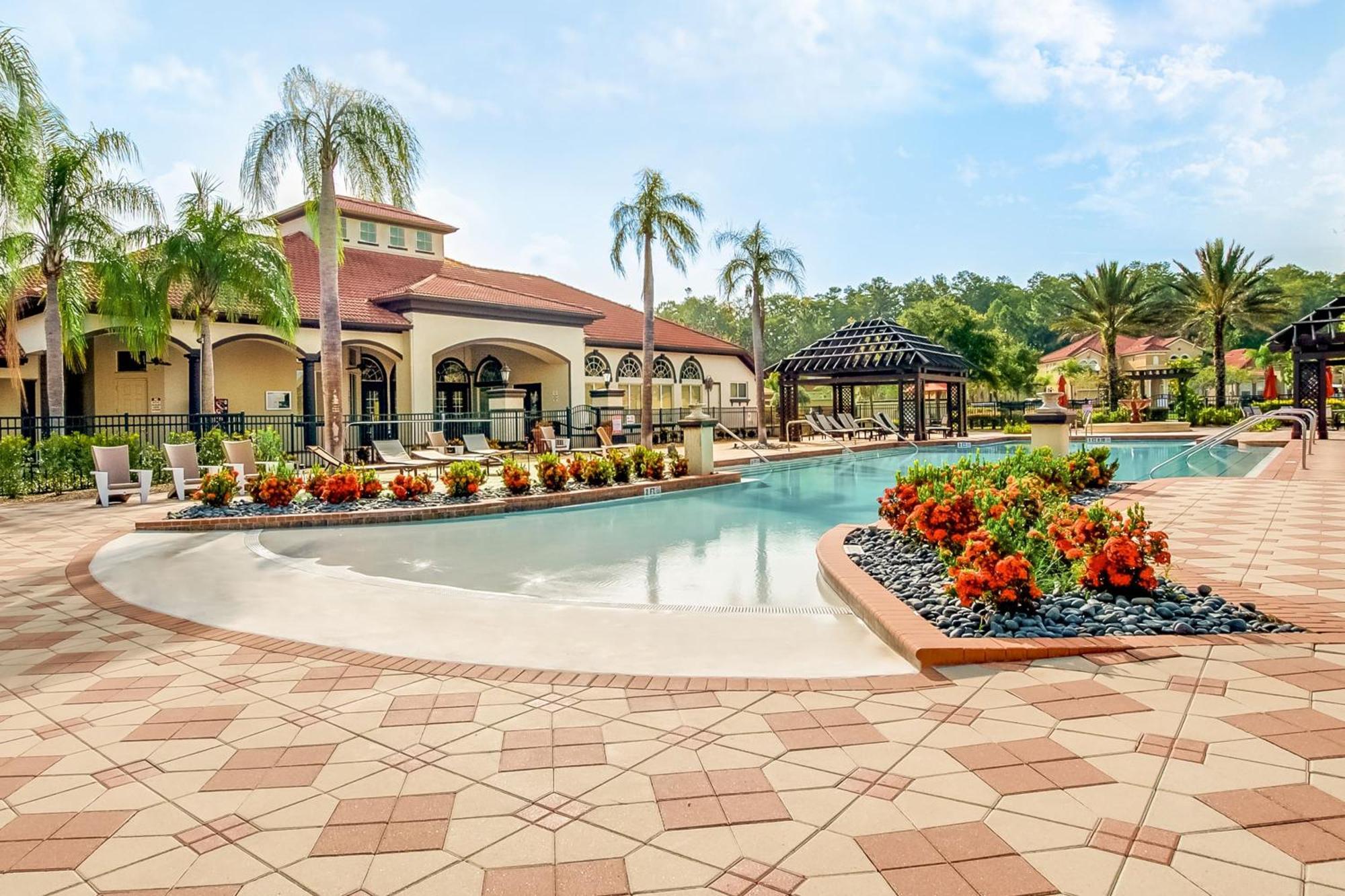 6br Near - With Private Pool Hot Tub And Games Holiday home