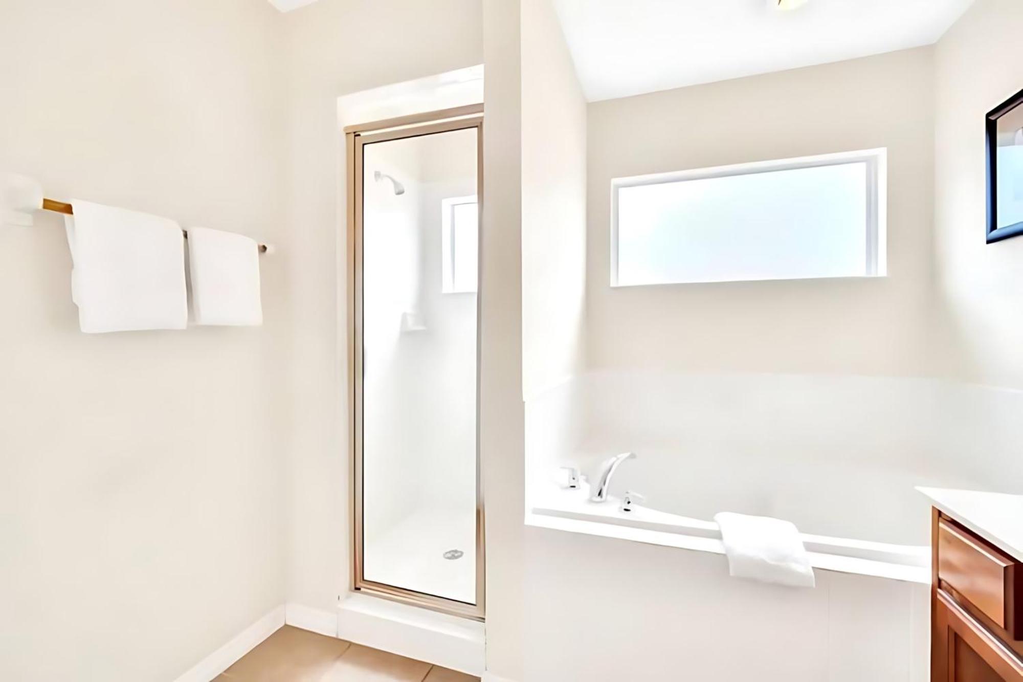 6br Near - With Private Pool Hot Tub And Games