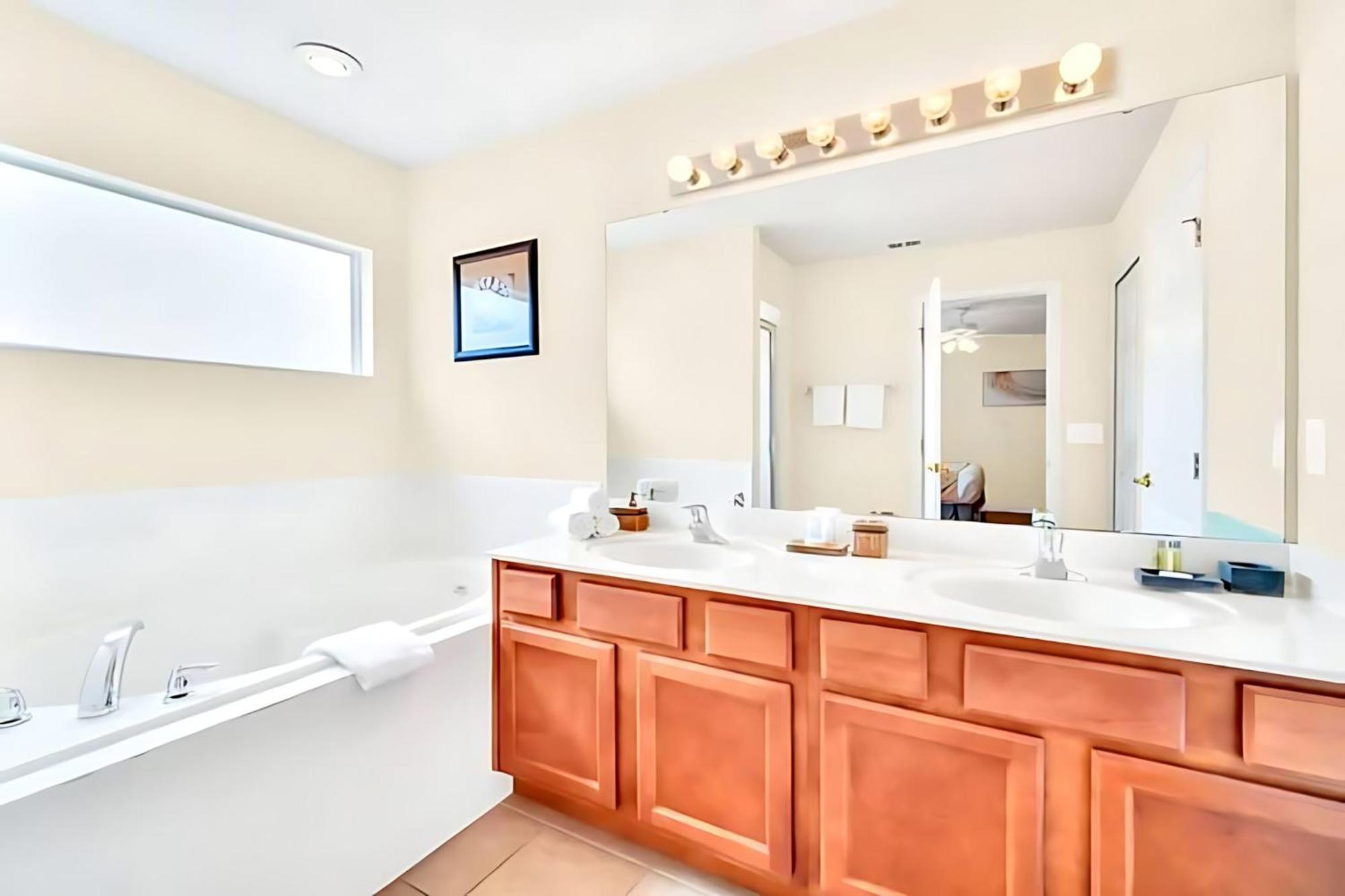 6br Near - With Private Pool Hot Tub And Games *
