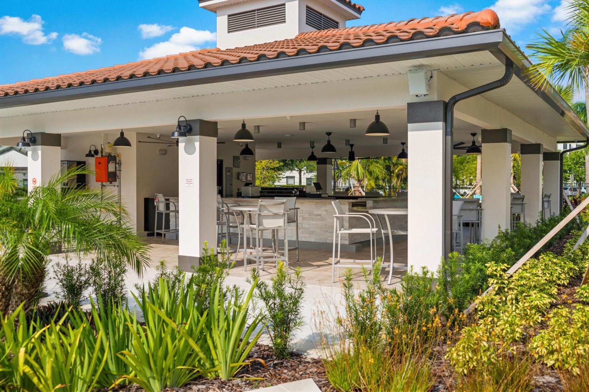 At Universal Boulevard Holiday home