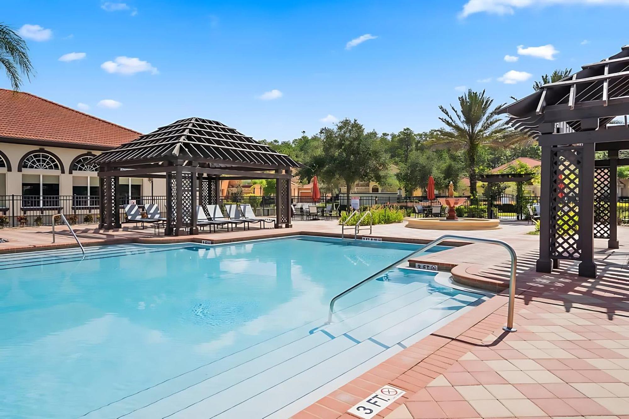 Holiday home 8br Family With Pool And Hot Tub Kissimmee