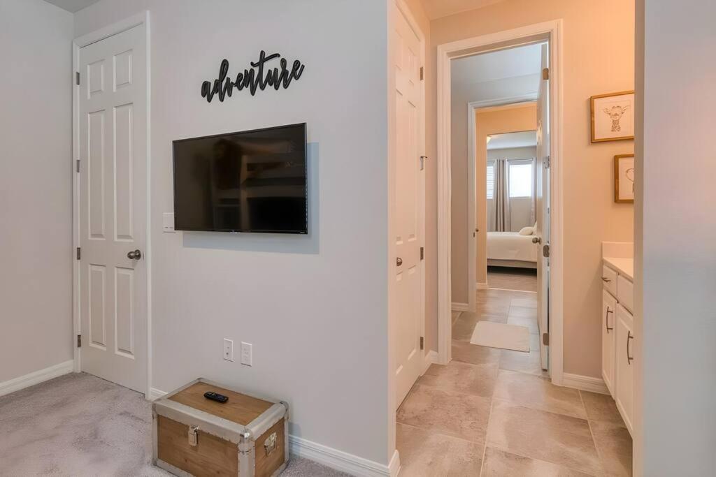 Dluxx Gorgeous Close To At Solara 1706 Holiday home Kissimmee
