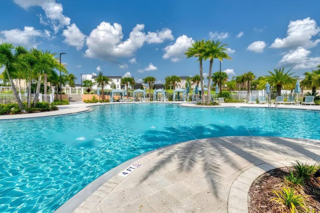 Holiday home Dluxx Gorgeous Close To At Solara 1706