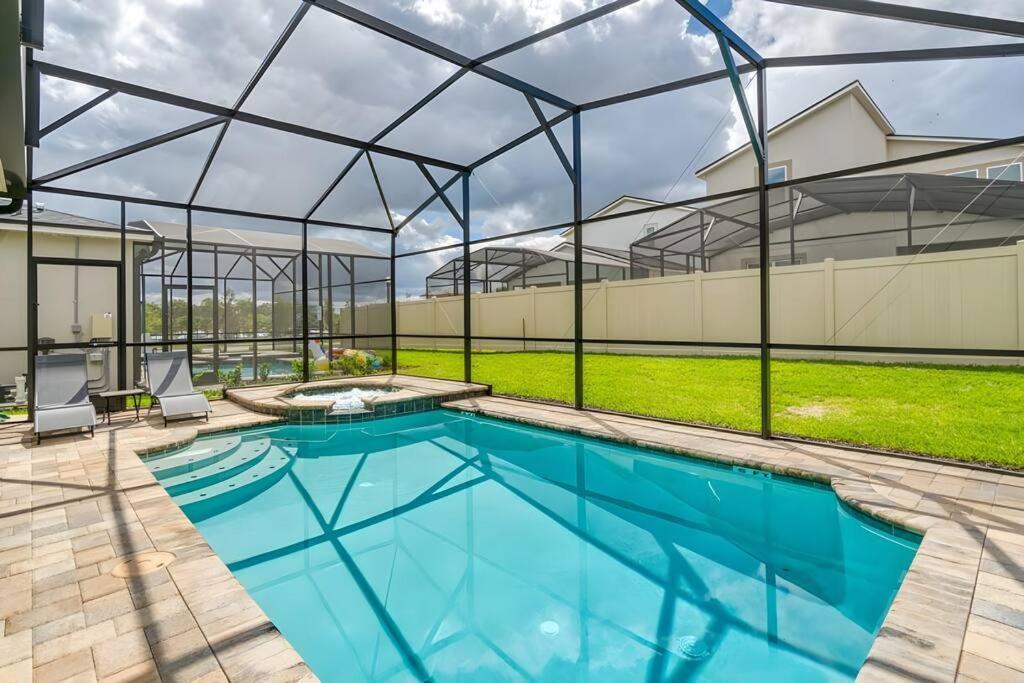 Dluxx Gorgeous Close To At Solara 1706 Kissimmee