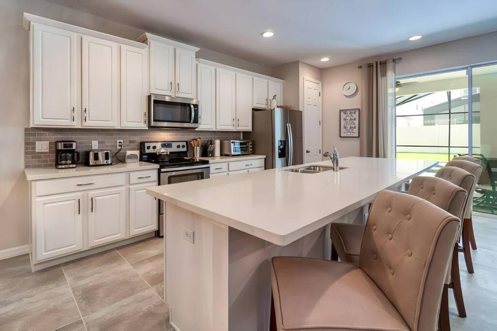 Dluxx Gorgeous Close To At Solara 1706 Kissimmee