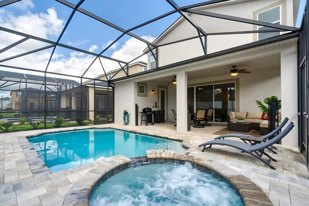 Dluxx Gorgeous Close To At Solara 1706 Kissimmee