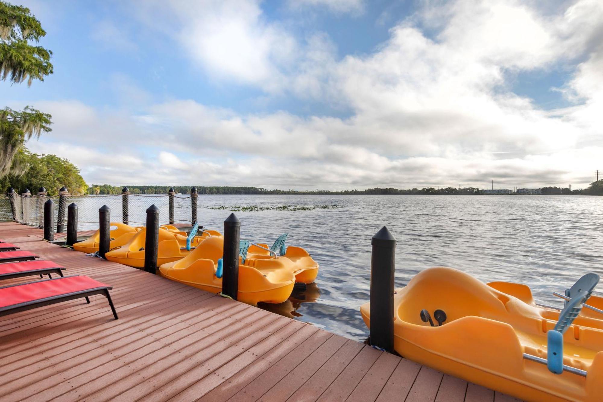 Bryan's Spanish Cove Lake Buena Vista