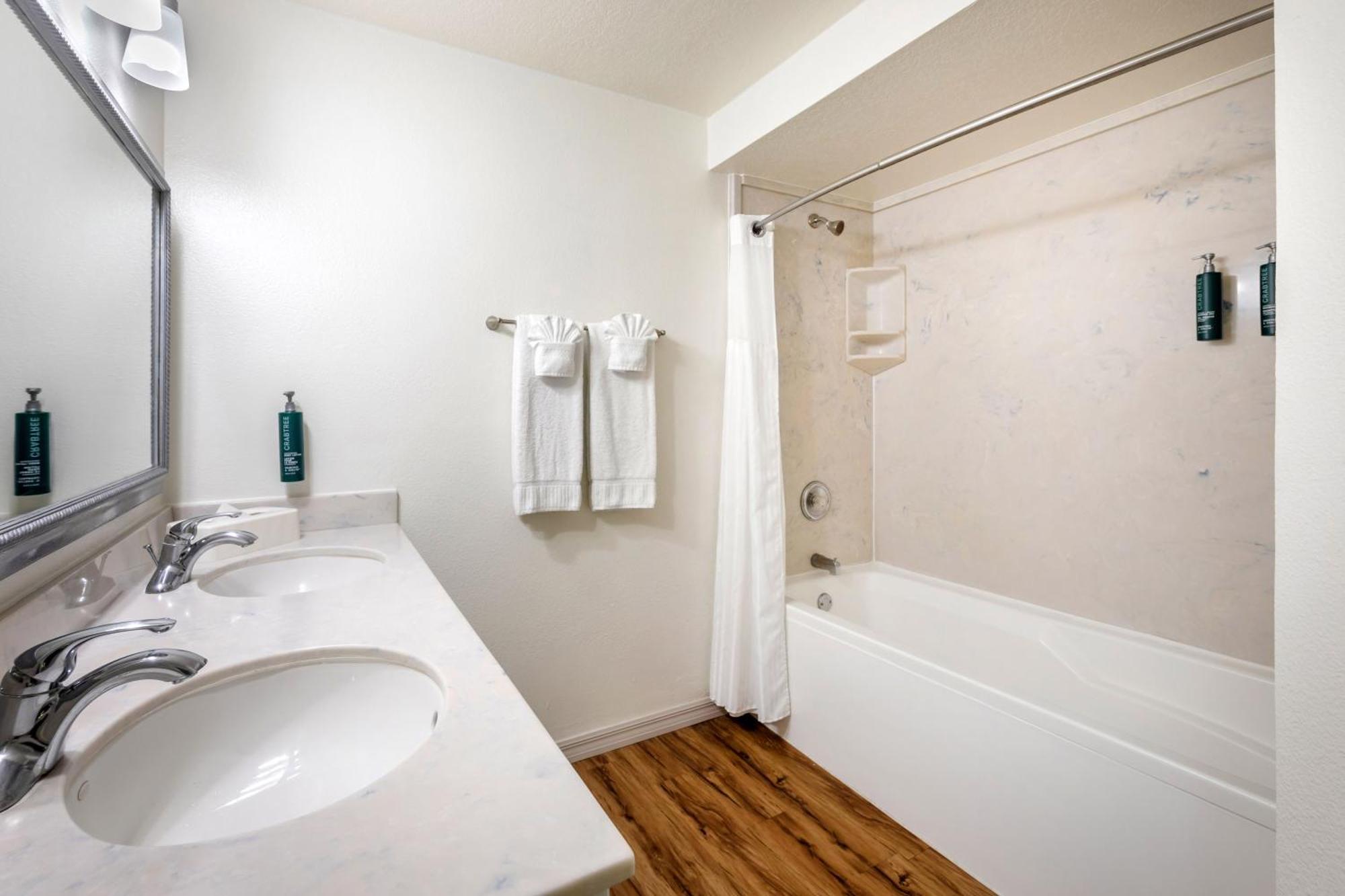 Resort Bryan's Spanish Cove 3*