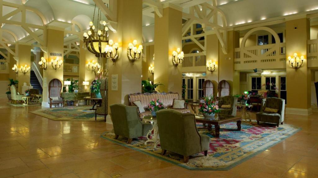 Disney's Club