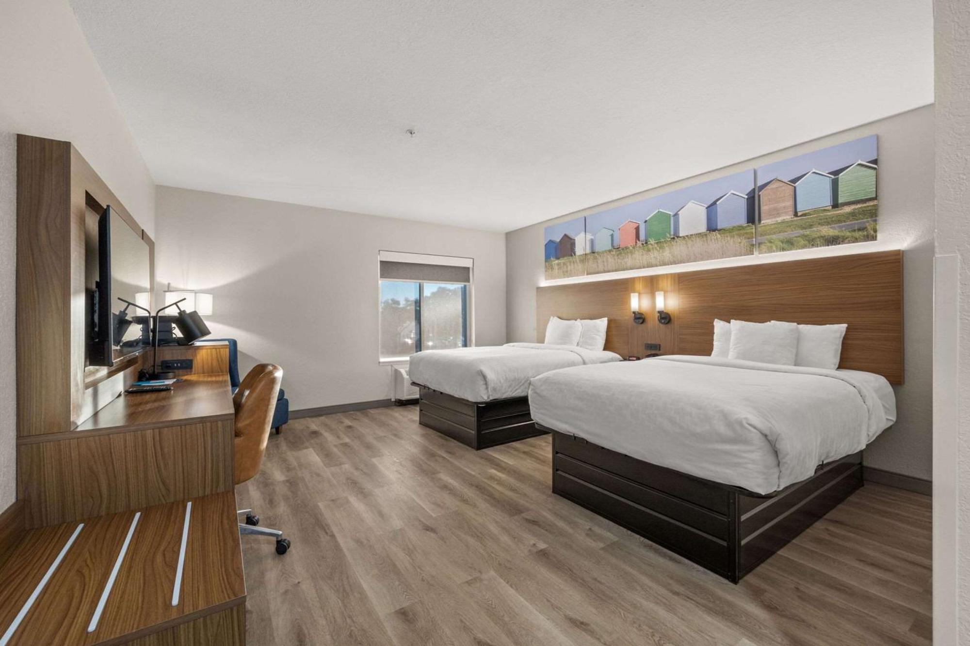 Hotel Clarion Pointe I-4