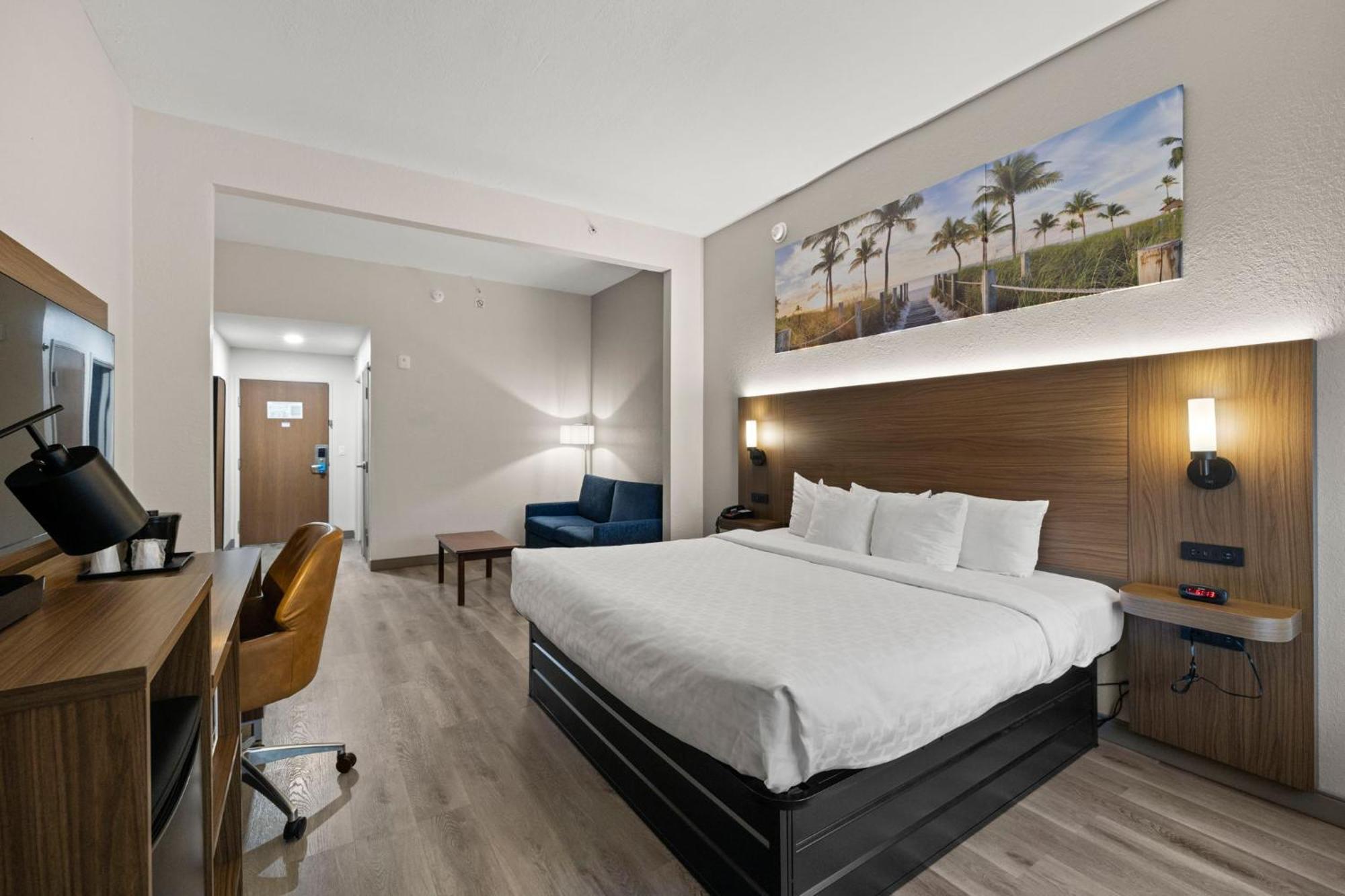 Hotel Clarion Pointe I-4