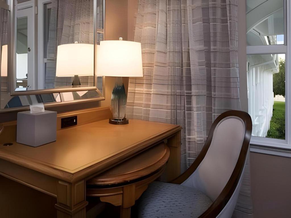 Disney's Club 4*