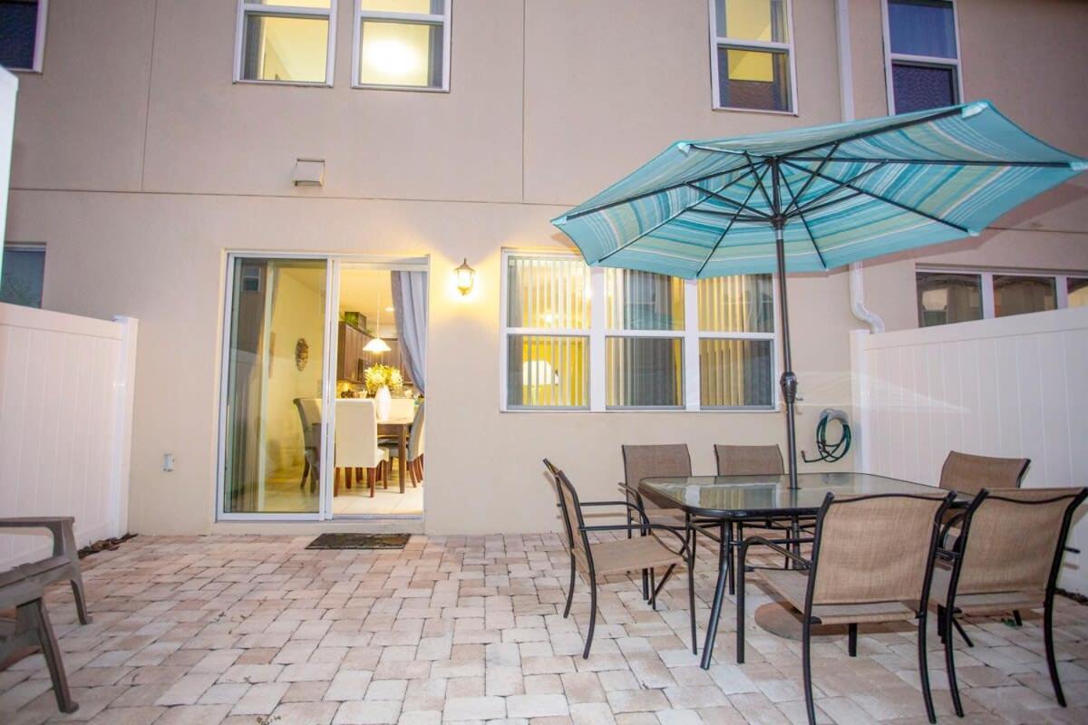 Family Friendly 4 Bedrooms With Gameroom Close To In Compass Bay 5103 Holiday home Kissimmee