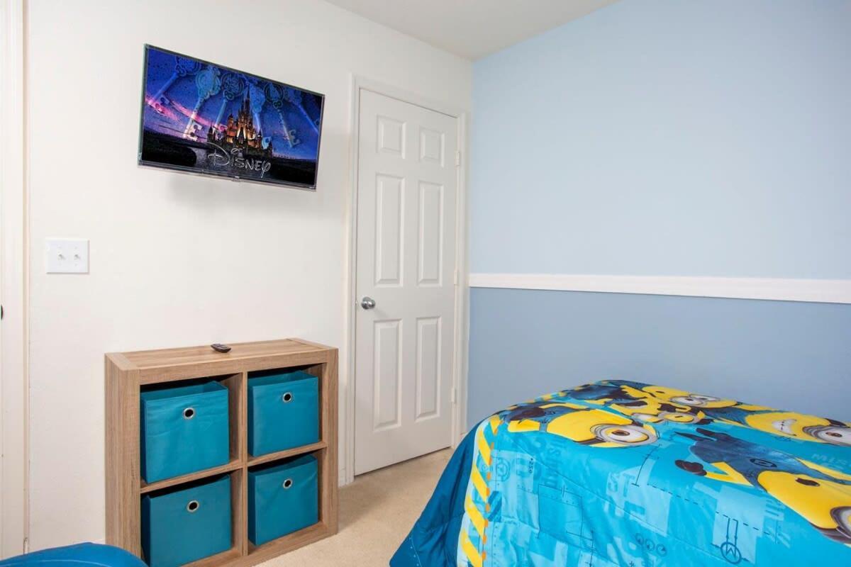 Family Friendly 4 Bedrooms With Gameroom Close To In Compass Bay 5103 Holiday home Kissimmee