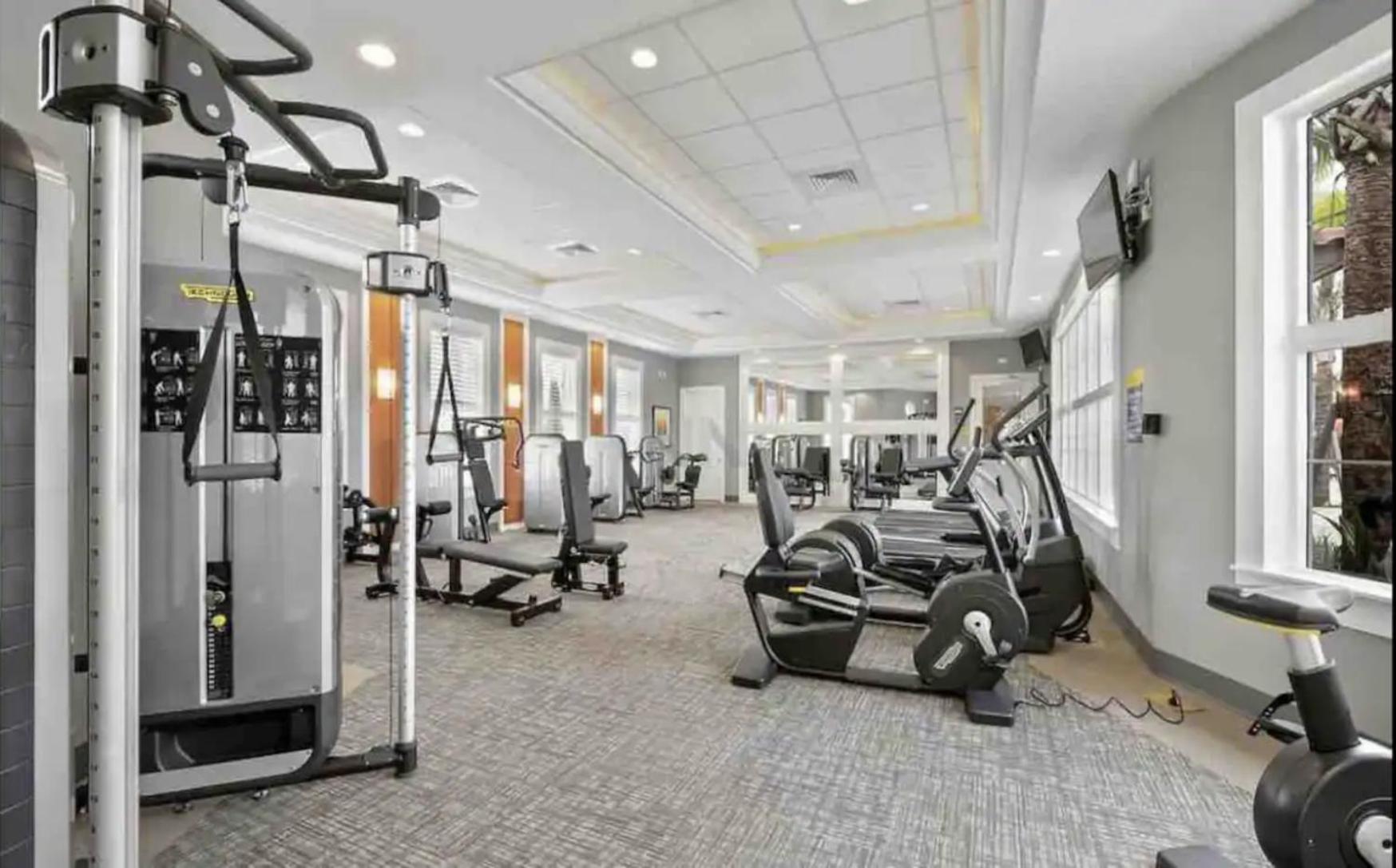 Experience Luxury In Spacious Solterra Nr With South-west Facing Private Pool