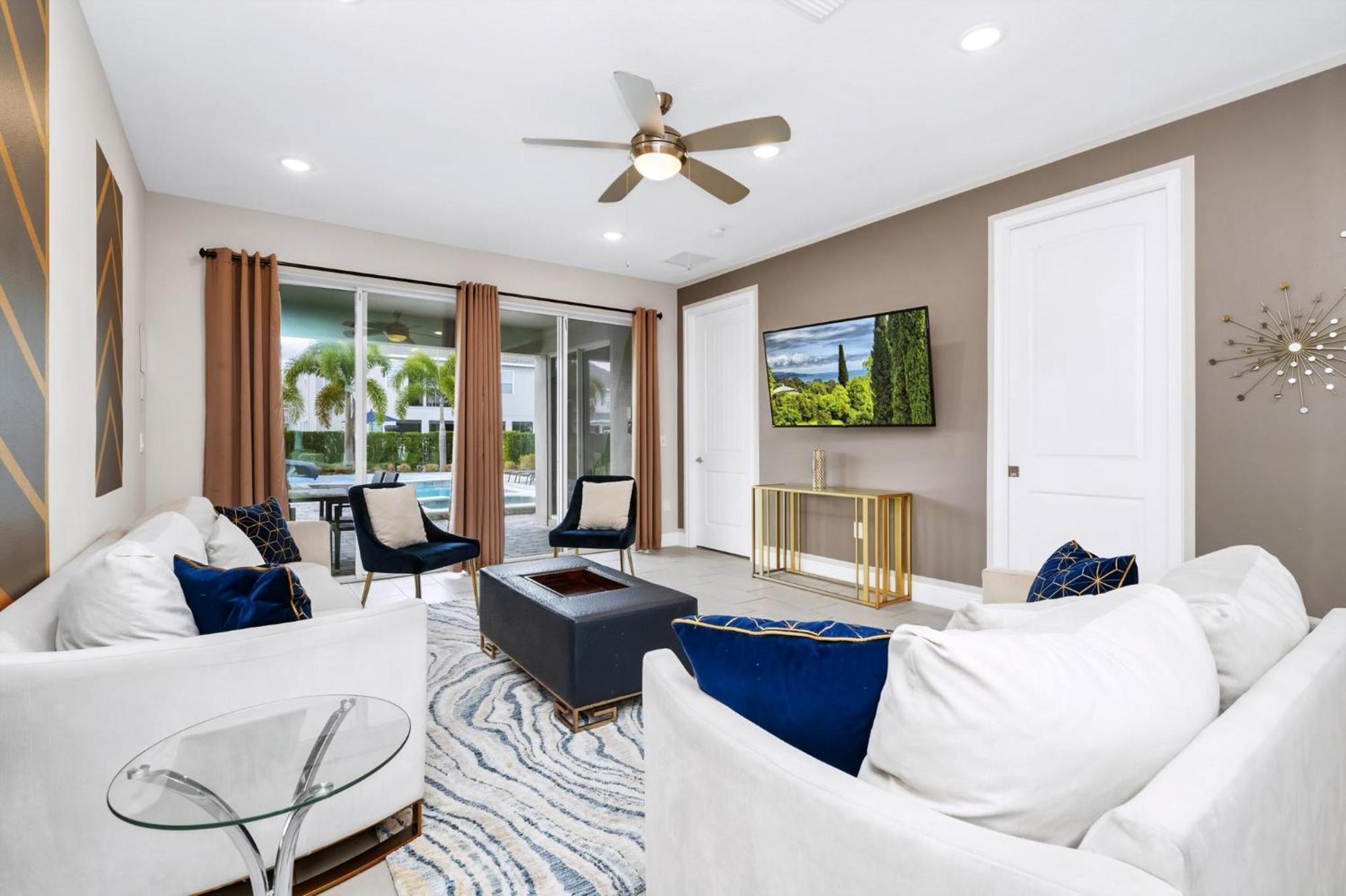 Holiday home With Splash Pad And Slide, Movie Theater Game With Access - 417sf Orlando