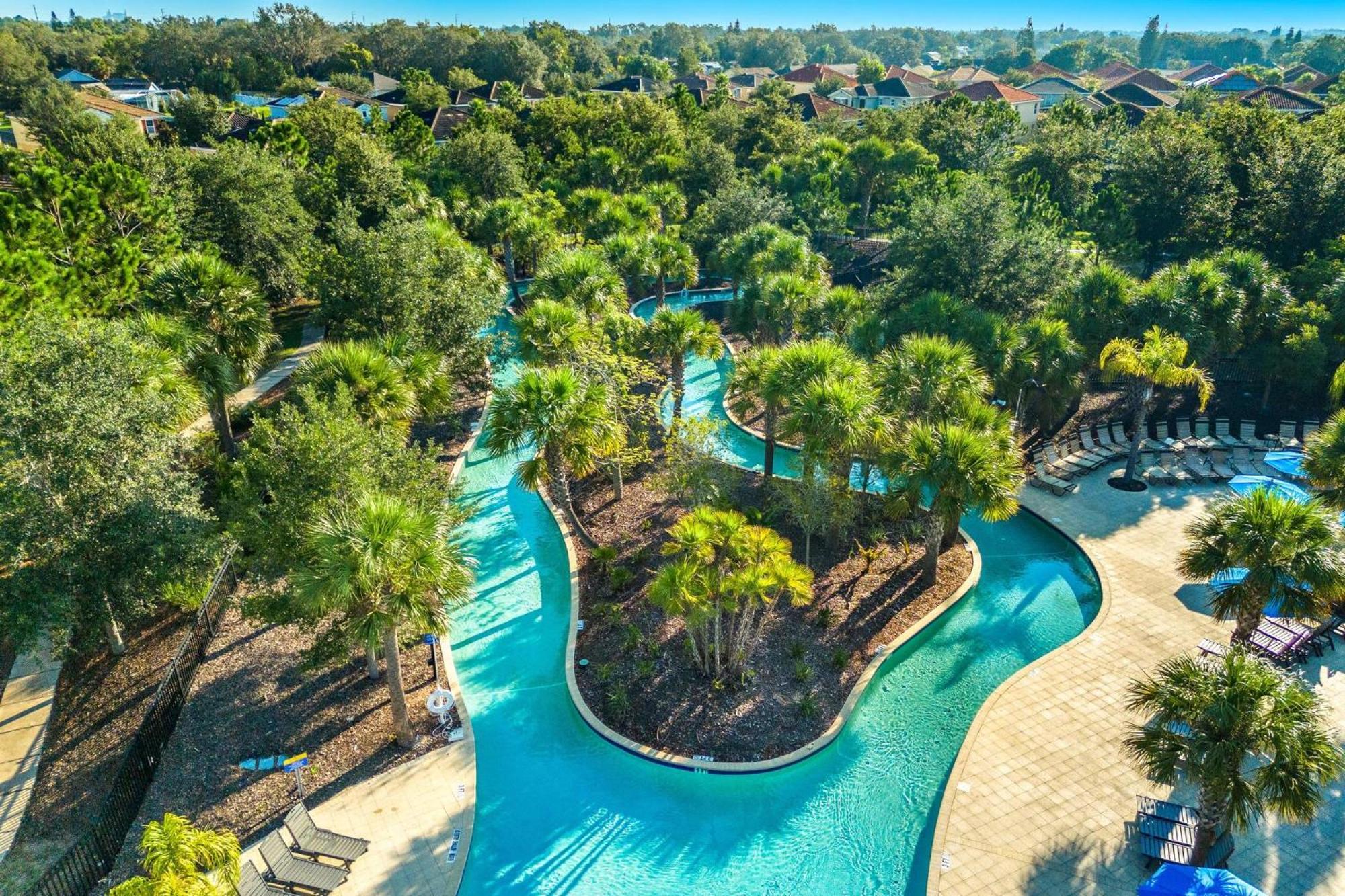 Resort Villatel Village At Solterra